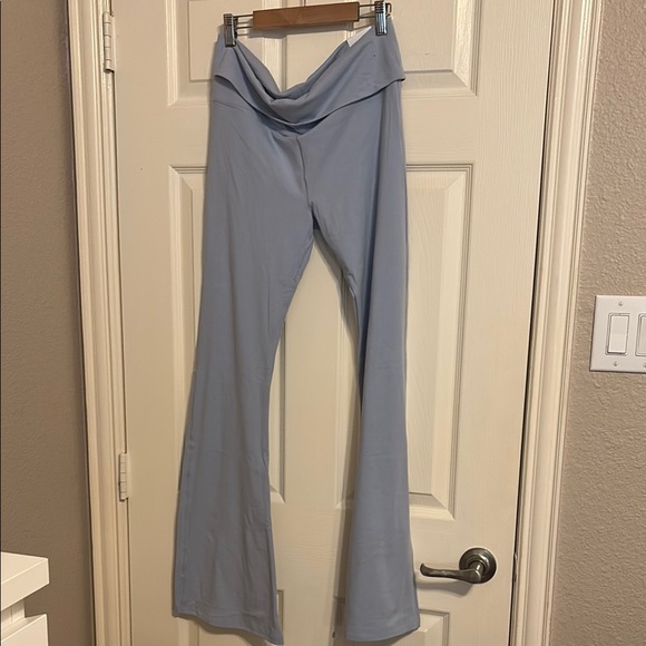 Foldover Flare leggings - Picture 2 of 2